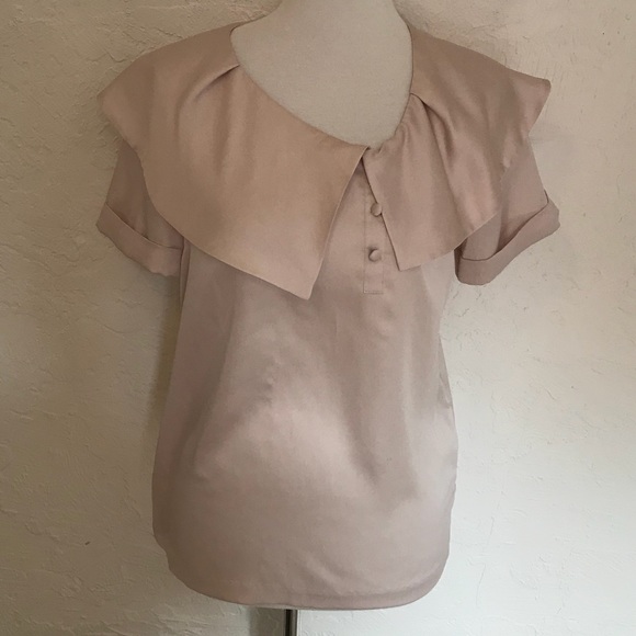 Top. - Picture 1 of 4